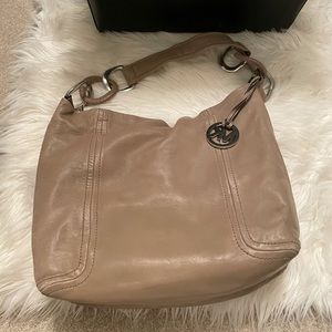 MICHAEL KORS TAN HOBO BAG